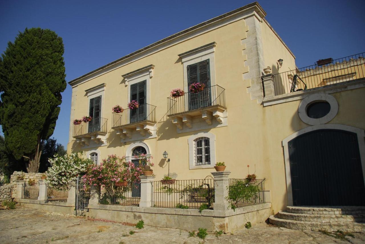 Agriturismo Baglio Calanchi Модика Экстерьер фото
