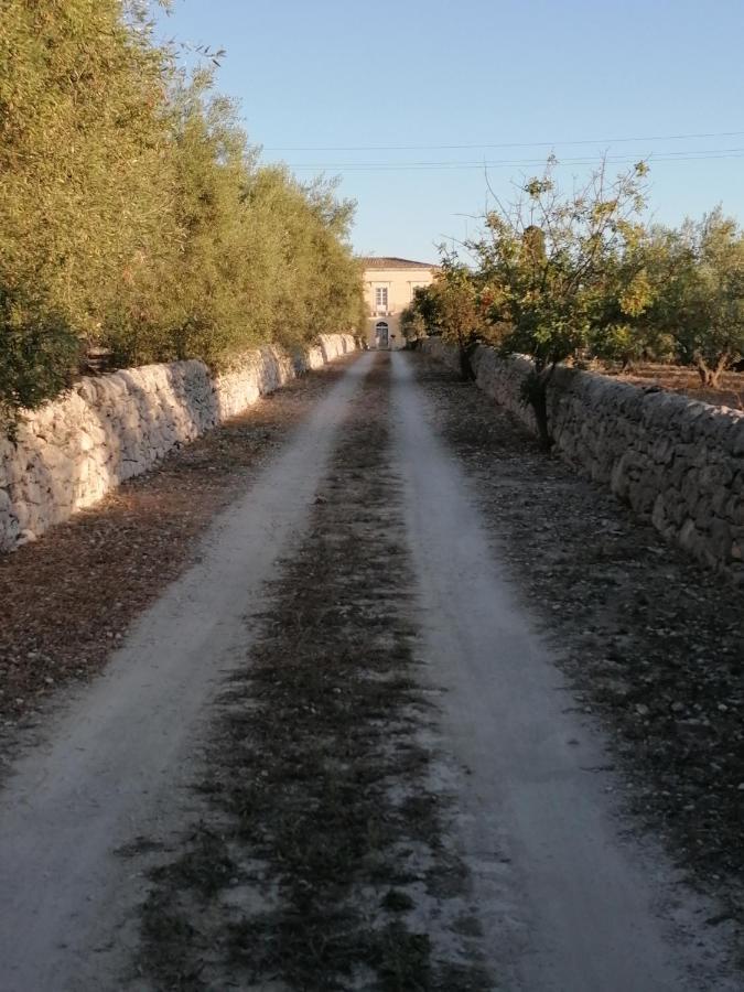 Agriturismo Baglio Calanchi Модика Экстерьер фото